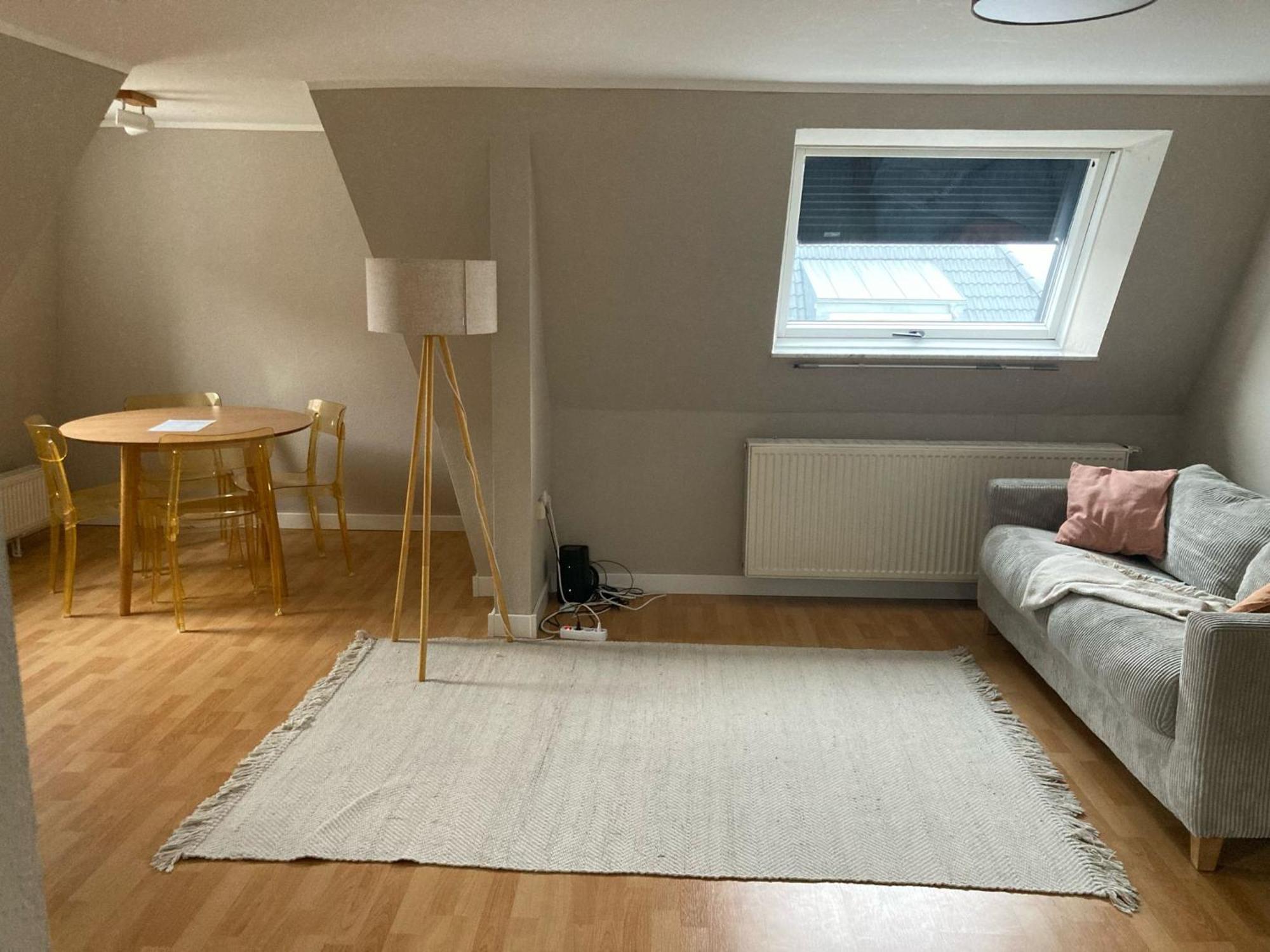 Homie Schiestlstrasse - Moderne Dachgeschosswohnung Mit 2 Schlafzimmern * Würzburg